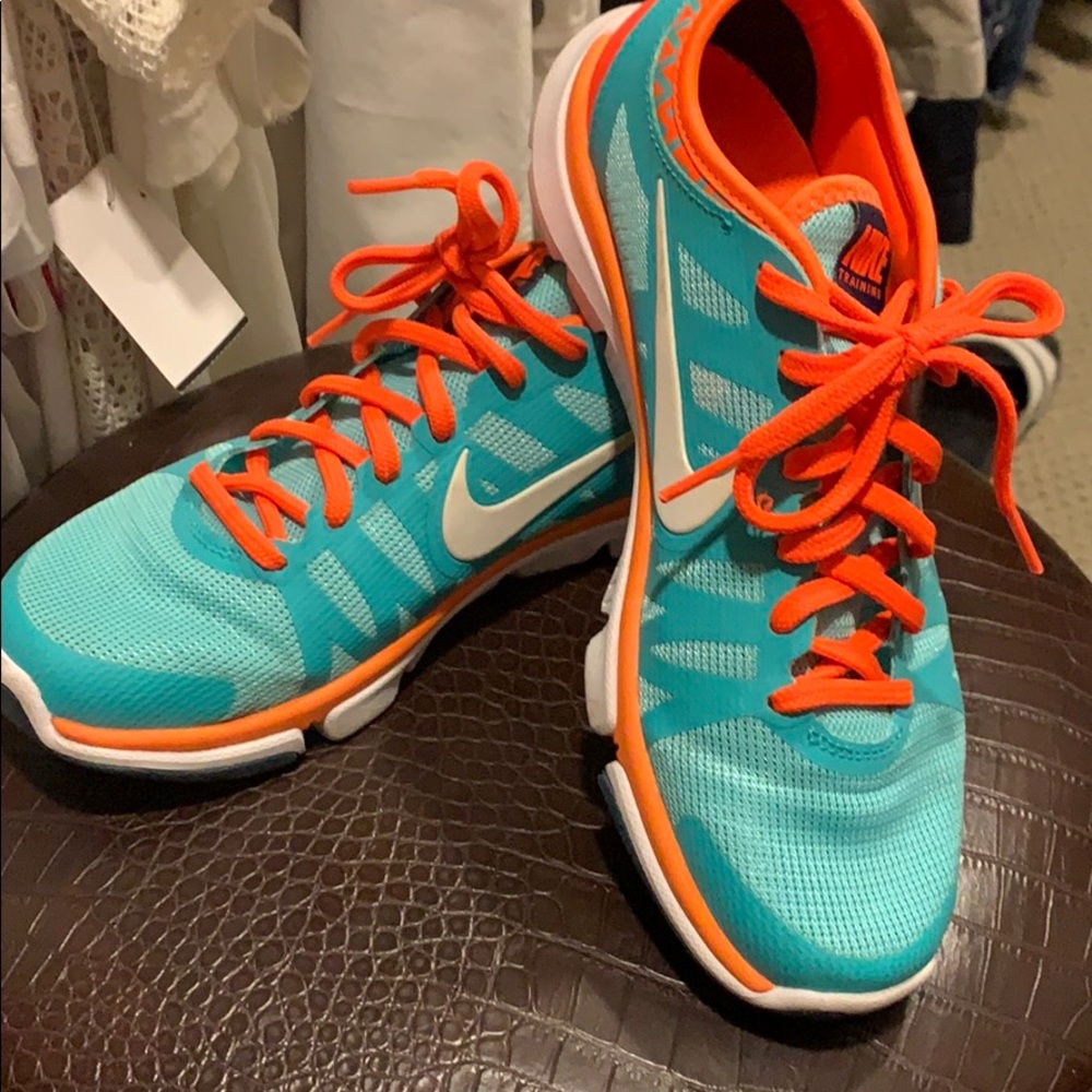 Nike Sneakers